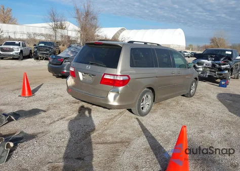 2006 Honda Odyssey Ex z USA, uszkodzony, nr VIN 5FNRL38426B085098